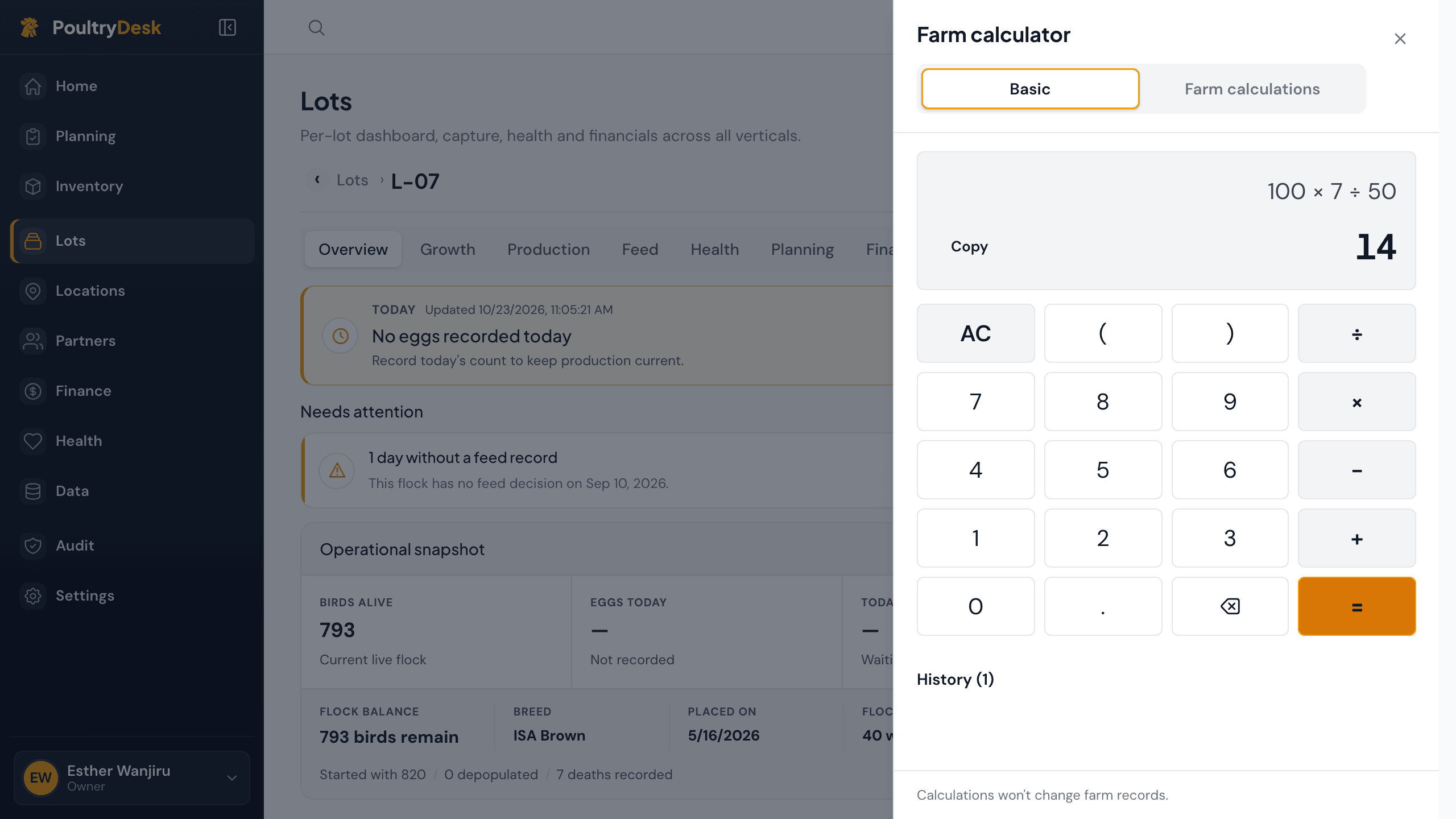 The Farm calculator open over the L-07 lot page in Calculator mode: 100 x 7 / 50 worked out as 14, with the keypad below.